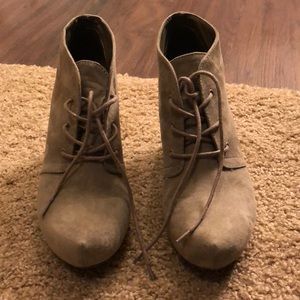 Barely worn winter booties!